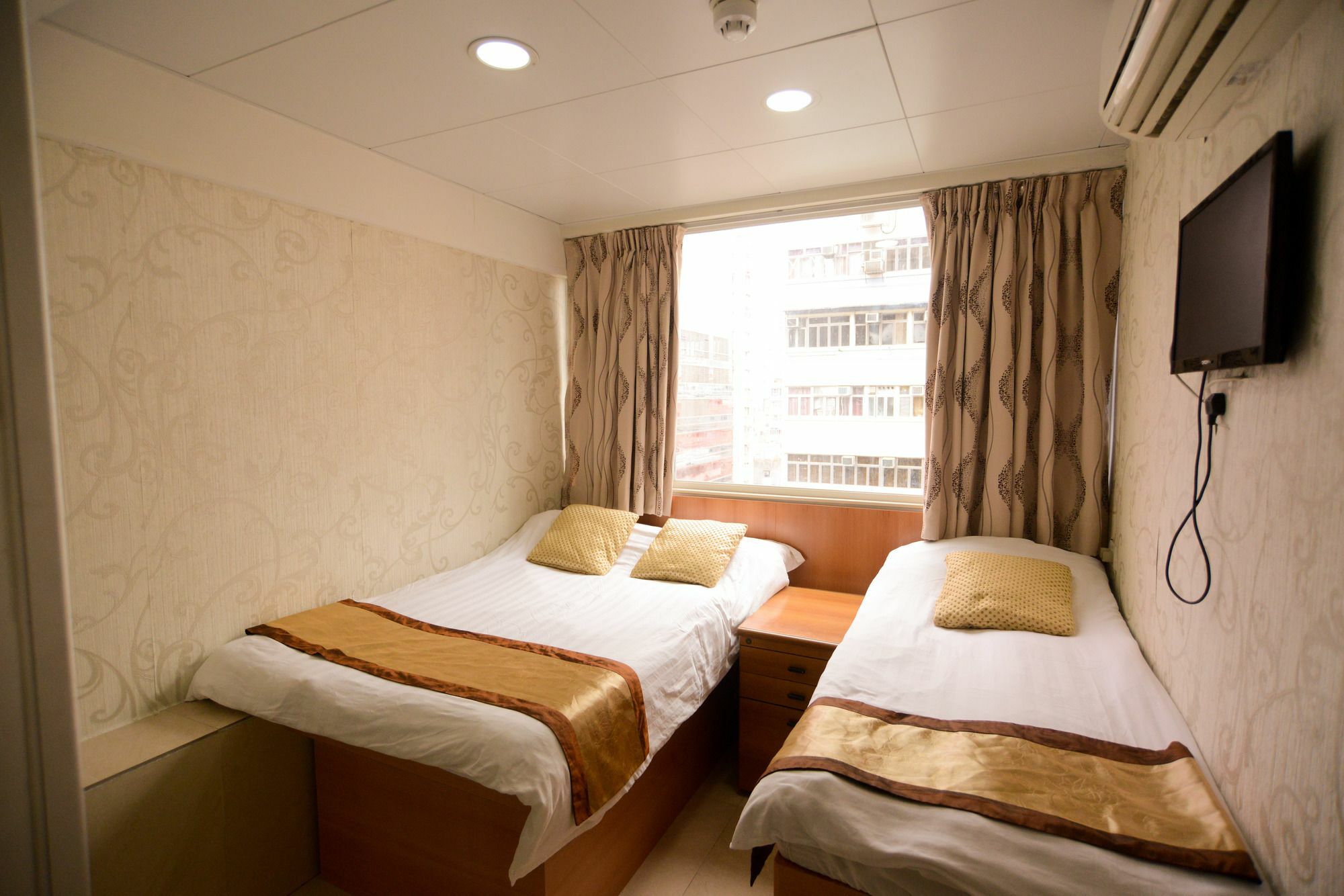 8 Days Boutique Hotel Kowloon  Exterior photo